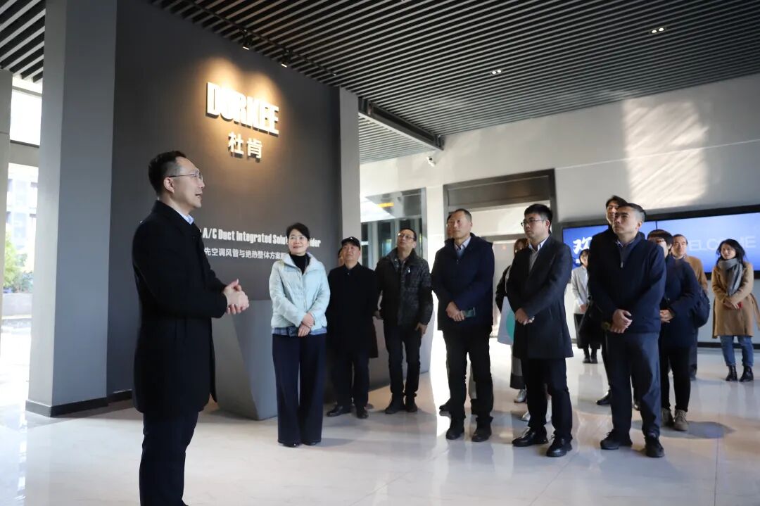 威客电竞集团金海丰先生做外商企业做解说决